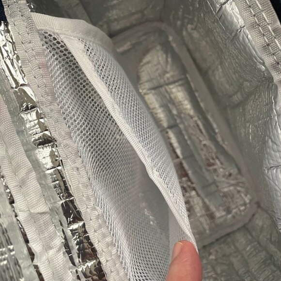 NWT Kate Spade Spring Plaid Insulated Lunch Tote - Picture 10 of 10